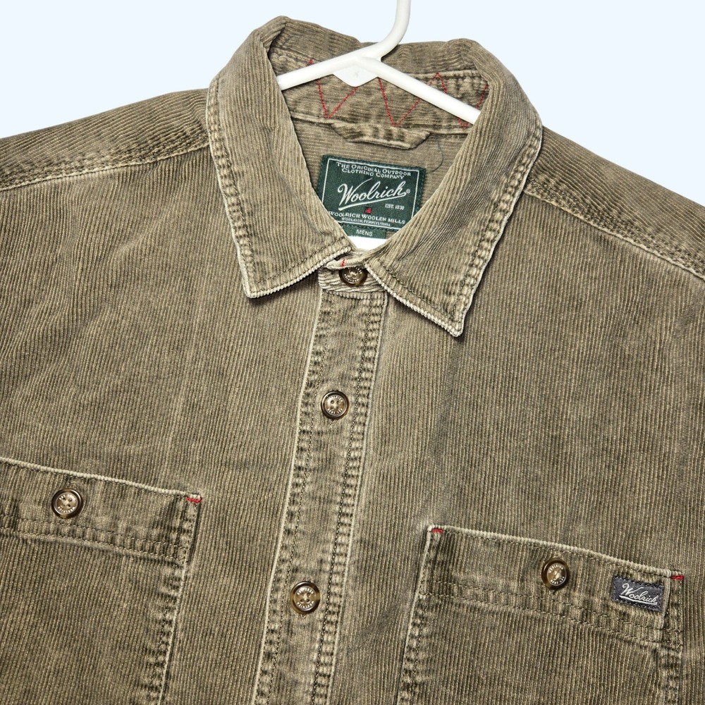 Woolrich Corduroy Button Down Shirt Beige Brown Long Sleeve Outdoors Hike 6466